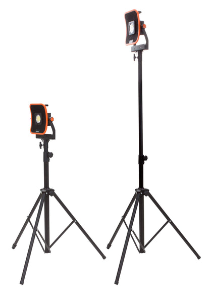 Dual Power Work Light and Tripod Stand, up to 2800 Lumens, 5.5 feet high